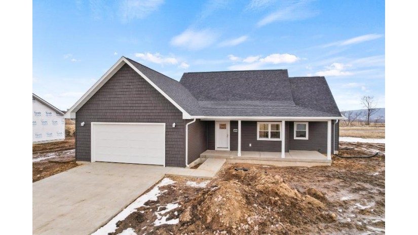 622 Eisenhower St Baraboo, WI 53913 by Bunbury & Assoc, Realtors $419,900