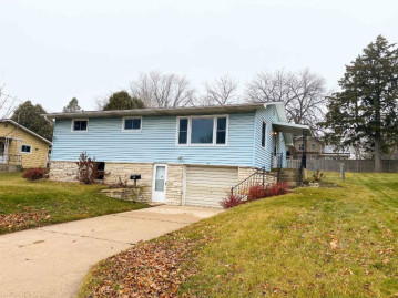 414 W Washington St, Dodgeville, WI 53533