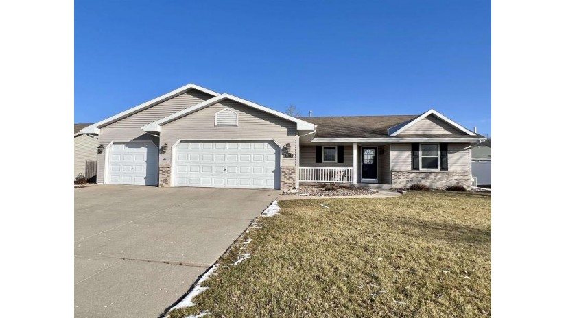 3831 Canvasback Dr Janesville, WI 53546 by Shorewest Realtors $350,000