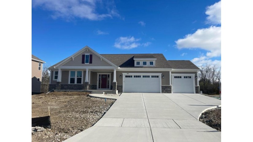 9594 S Bergamont Dr Franklin, WI 53132 by Parkway Realty, LLC $624,900