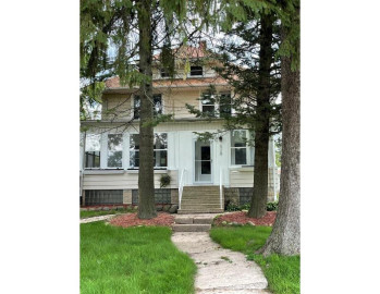 528 N Main St, Mayville, WI 53050-1225