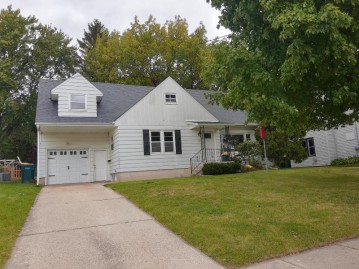 322 Mill St, Campbellsport, WI 53010-3546