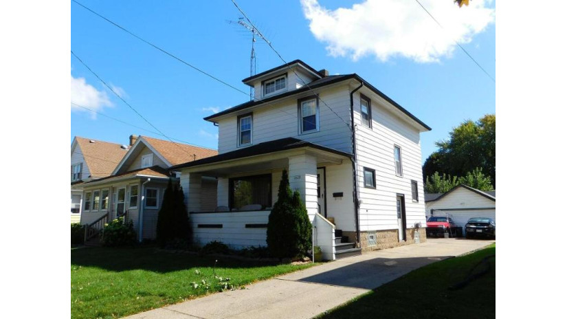 2415 73rd St Kenosha, WI 53143 by XSELL Real Estate Company, LLC $176,500