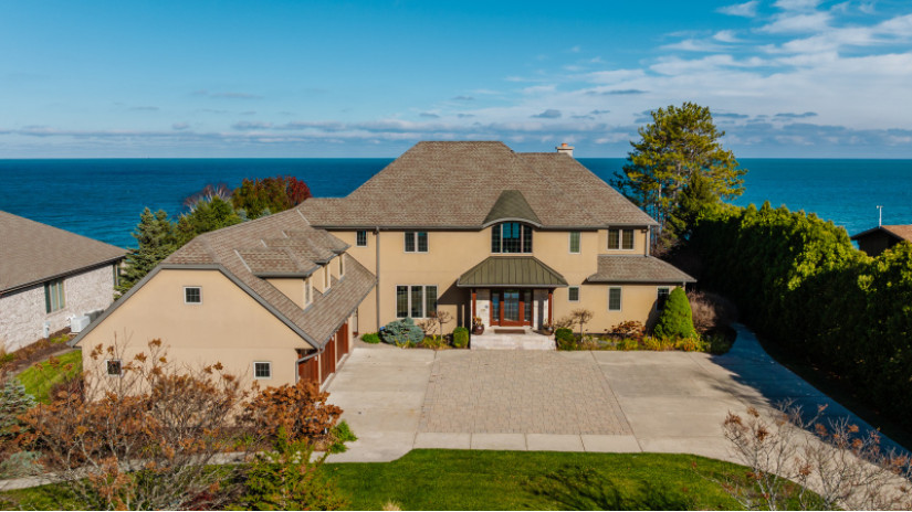 756 Waters Edge Rd Caledonia, WI 53402 by Shorewest Realtors $1,595,000