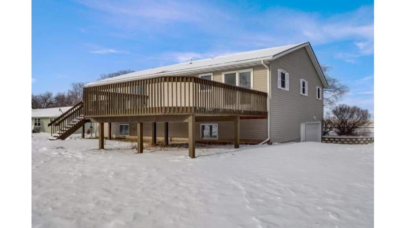 W8797 Territorial Rd Richmond, WI 53190 by Homestead Realty, Inc $487,900