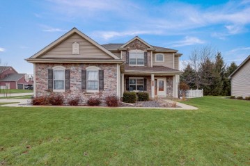 1696 Galena Dr, Port Washington, WI 53074