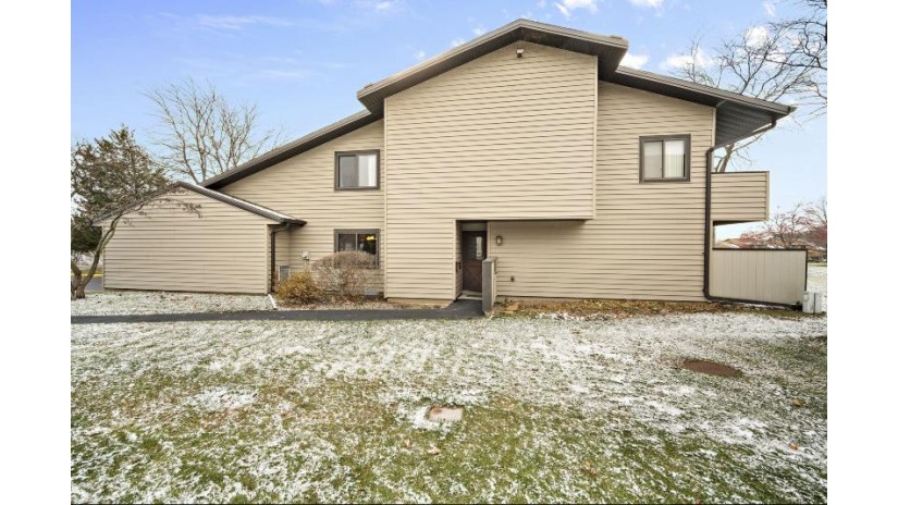 8949 N 70th St Milwaukee, WI 53223 by RE/MAX Service First - info@soldwisconsin.com $129,900