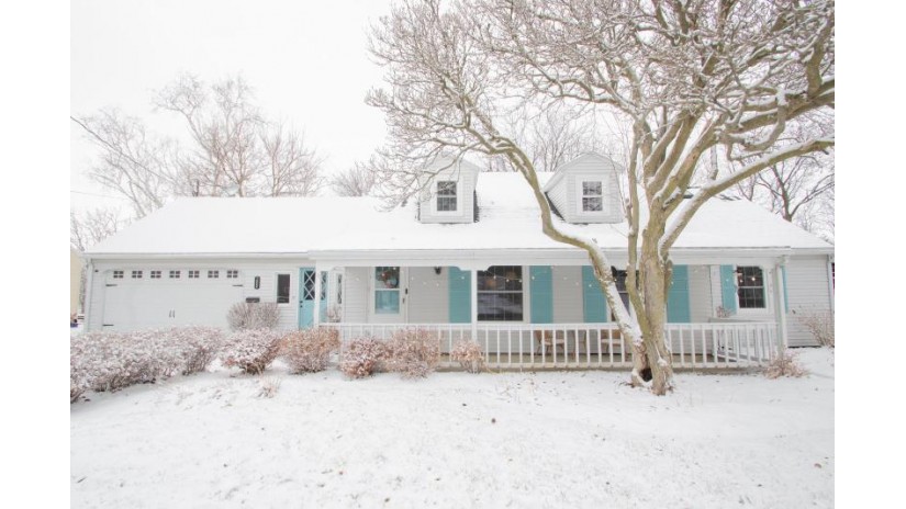 302 Margaret St Watertown, WI 53098 by Realty Executives Platinum - 920-539-5392 $347,900