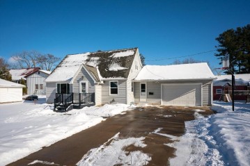 305 Davidson St, Westby, WI 54667