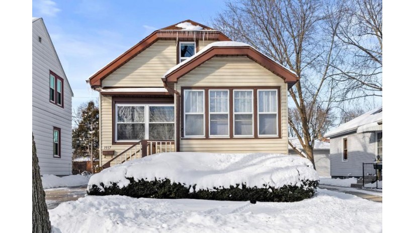 1937 S 95th St West Allis, WI 53227 by Realty Experts $214,999