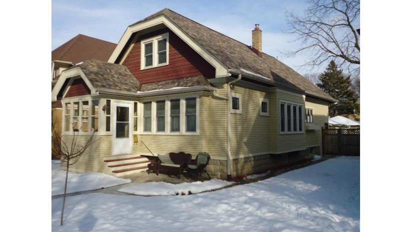 3140 N 53rd St Milwaukee, WI 53216 by Homestead Realty, Inc $201,546