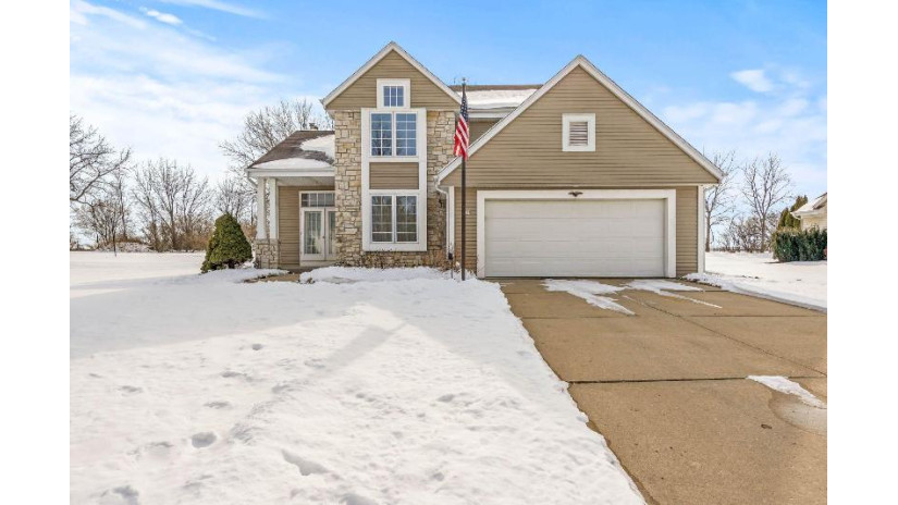 7731 W Briarwood Dr Franklin, WI 53132 by First Weber Inc - Brookfield $425,000