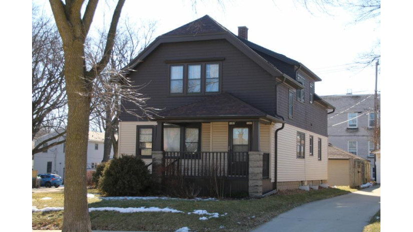 5103 W Wells St 5105 Milwaukee, WI 53208 by Moving Forward Realty $289,900