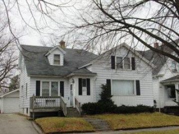 1920 N 8th St, Sheboygan, WI 53081-2738