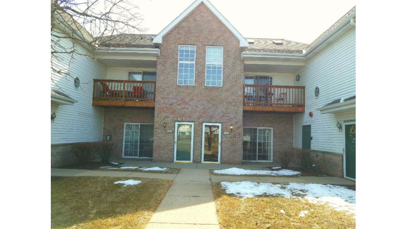 4752 S Forest Point Blvd New Berlin, WI 53151 by Stone Gate Realty, LLC $1,700