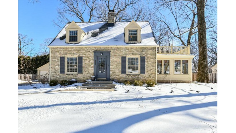 1558 N 123rd St Wauwatosa, WI 53226 by Compass RE WI-Northshore $379,900