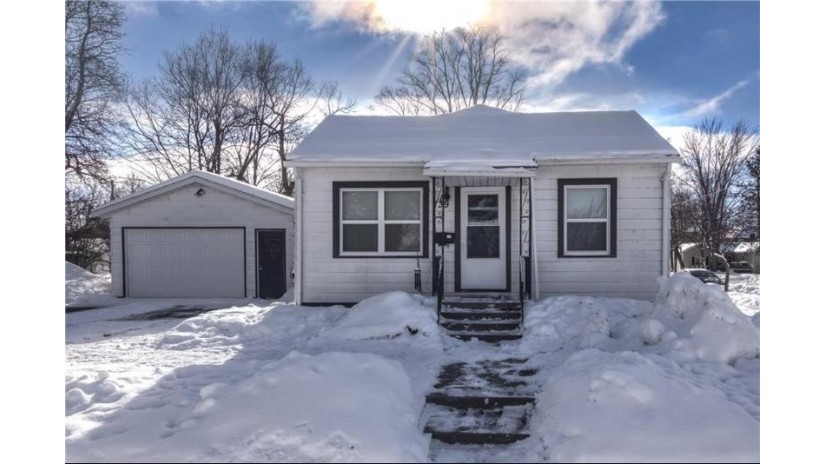 739 Niagara Street Eau Claire, WI 54703 by Hall Realty Group Llc $160,000