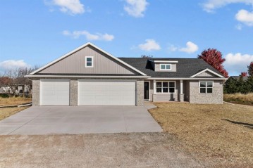 2031 Antelope Trail, Kaukauna, WI 54130