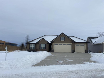 1849 Meadowland Court, Bellevue, WI 54311