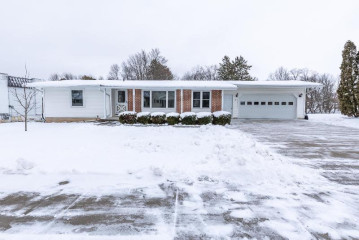 219 Highridge Avenue, Denmark, WI 54208-9403