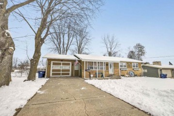 37 19th Street, Clintonville, WI 54929