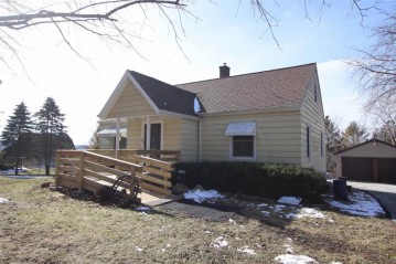 324 S County Rd W, Mount Calvary, WI 53057