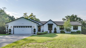 307 N Jones St, Barneveld, WI 53507