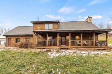 E6545 Fuller Rd, Winfield, WI 53959