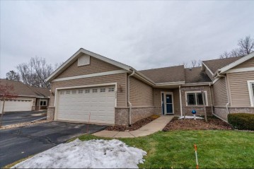 2722 Military Rd, Cross Plains, WI 53528