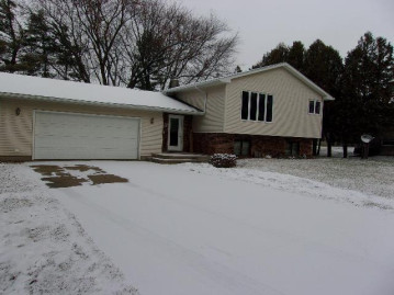 390 Elmer St, Platteville, WI 53818-1734