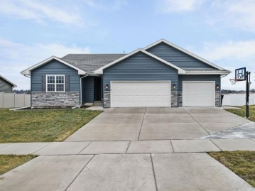 21 W Gailen Ln, Milton, WI 53563