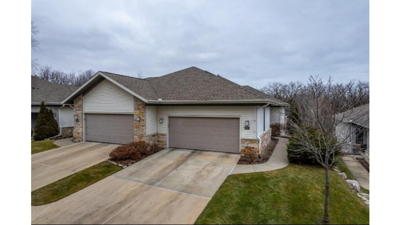 3415 Conservancy Ln Middleton, WI 53562 by Stark Company, Realtors - Pref: 608-206-5010 $695,000