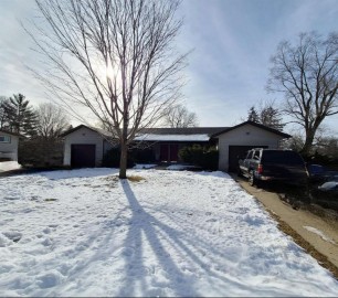 236 & 238 Holmes St, Rio, WI 53960