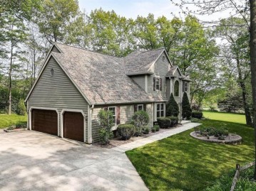 4408 Honeywood Court, Jackson, WI 53037