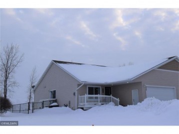 430 East Cheyenne St, Roberts, WI 54023