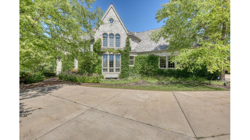 4134 W Stonefield Rd Mequon, WI 53092 by The Wisconsin Real Estate Group $1,299,900