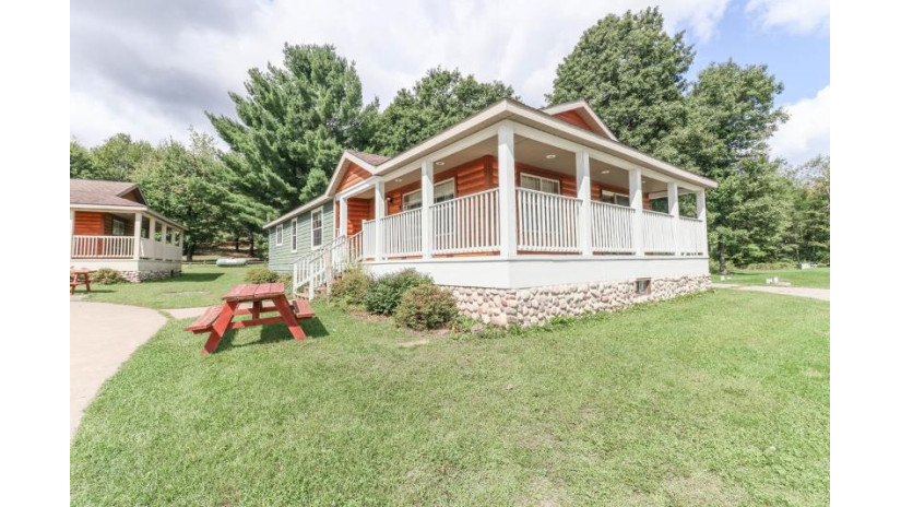 N1035 Riviera Ave Dewhurst, WI 54456 by United Country Midwest Lifestyle Properties LLC - josh@midwestlifestyleproperties.com $1,300,000