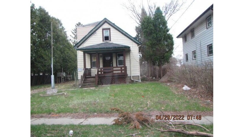 6430 N 56th St Milwaukee, WI 53223 by Redevelopment Authority City of MKE $5,000