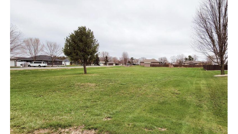 LOT 11 Lake Park Dr Onalaska, WI 54650 by @properties La Crosse $59,900