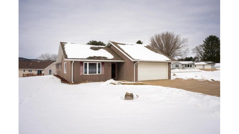 282 E Lakeview Dr La Farge, WI 54639 by New Directions Real Estate $174,900