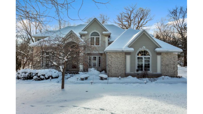 14755 Ridgemoor Dr Elm Grove, WI 53122 by First Weber Inc- Mequon $1,325,000