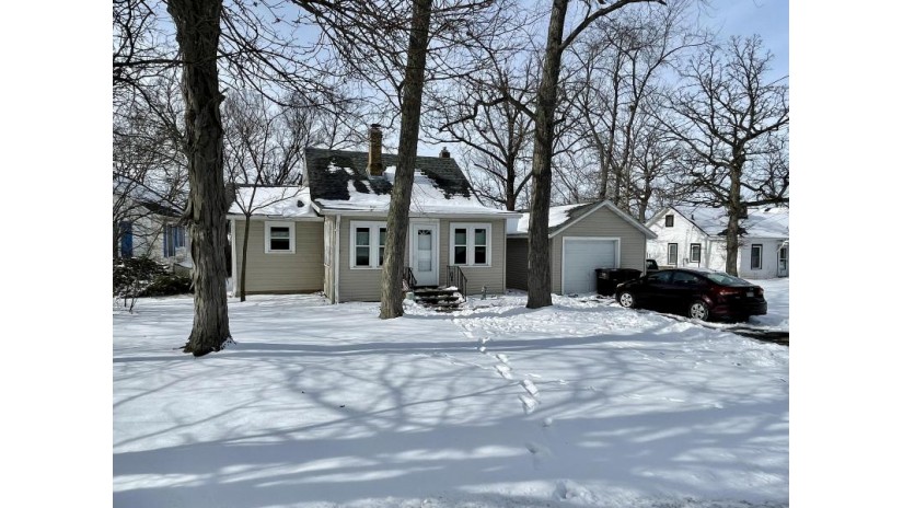 601 N Riverside Dr Salem Lakes, WI 53170 by Results Realty $199,999