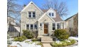 5244 N Shoreland Ave Whitefish Bay, WI 53217 by Shorewest Realtors $469,000