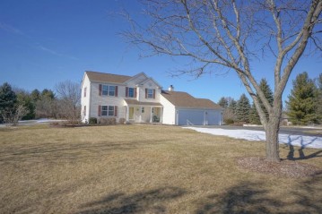 W5015 Hawk Rd, La Grange, WI 53121