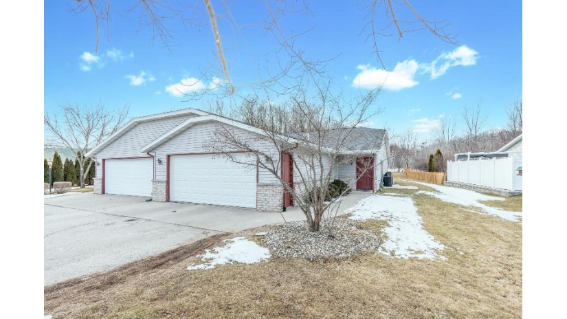 916 Page Ct Sheboygan, WI 53081 by Pleasant View Realty, LLC $189,900