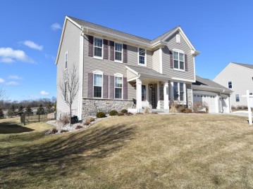 1516 Rockridge Way, Waukesha, WI 53188-8009