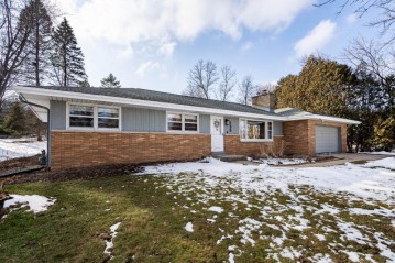 735 Elm Grove Rd, Elm Grove, WI 53122