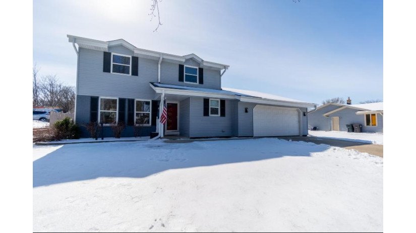 5577 W Abbott Ave Greenfield, WI 53220 by Coldwell Banker Realty $380,000