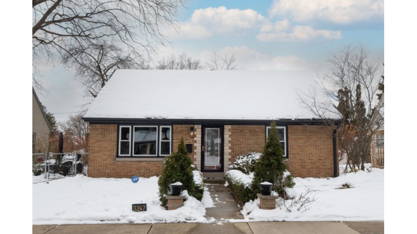 3247 N 82nd St Milwaukee, WI 53222 by Shorewest Realtors $229,900