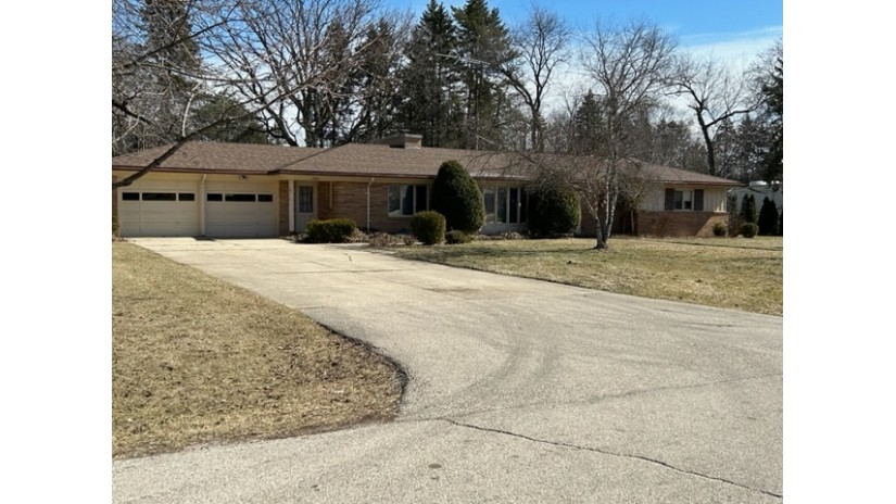 3701 Daisy Ln Mount Pleasant, WI 53405 by Shorewest Realtors $279,900